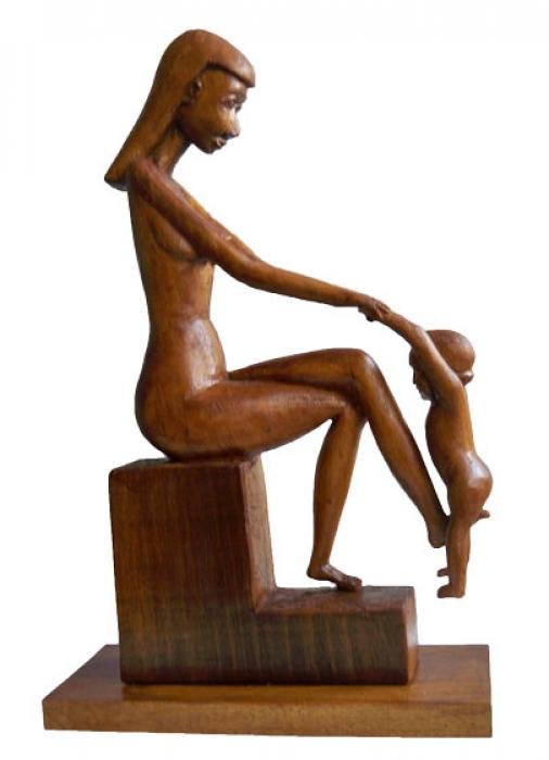 Mother with baby playing, fig 1., Sculpture Labus Slobodan