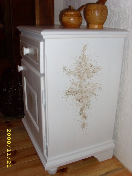 Oslikana komoda, Handicraft Jelena Milosevic Jovanović