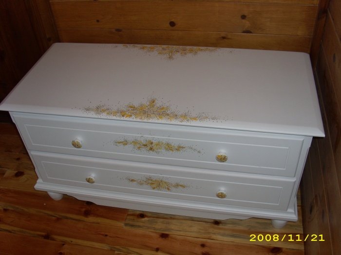 Oslikana komoda, Handicraft Jelena Milosevic Jovanović