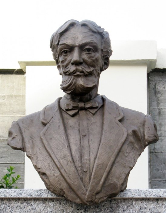 Bust Kosta Trifkovic, Sculpture Šeter Igor