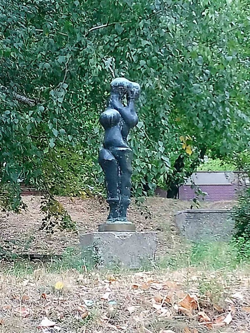 Adam &amp; Eve, Sculpture Bosioković Sava