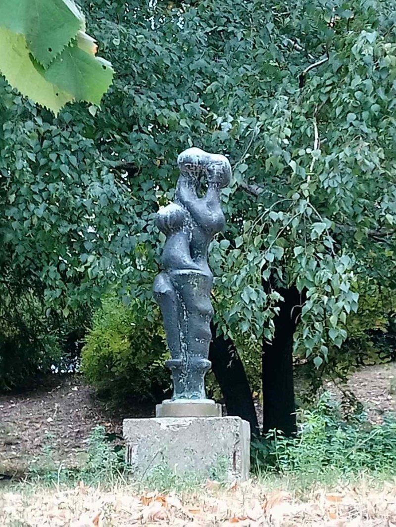 Adam &amp; Eve, Sculpture Bosioković Sava