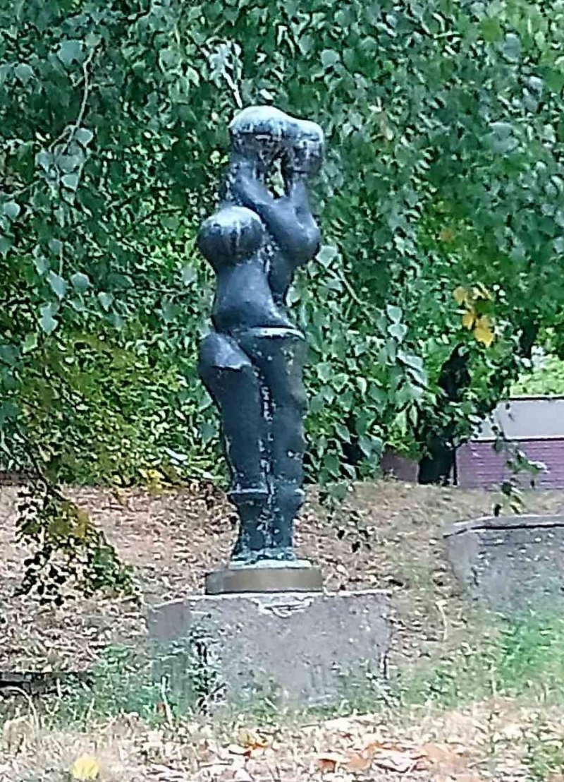 Adam &amp; Eve, Sculpture Bosioković Sava