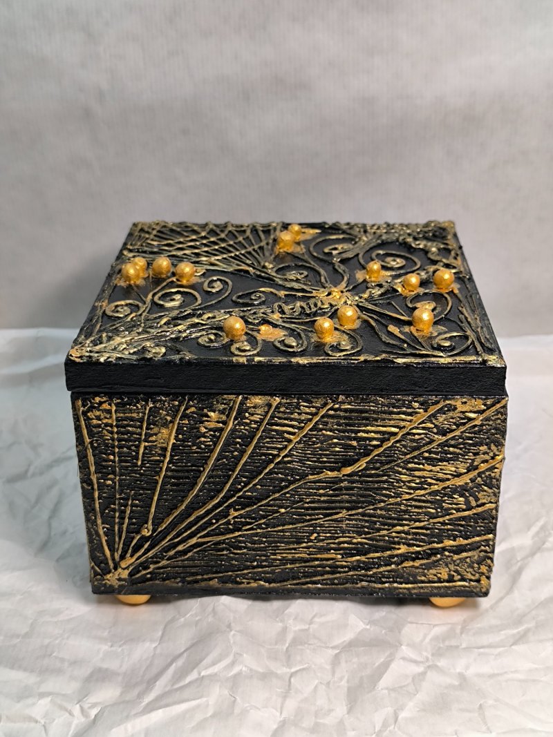 DECORATIVE BOX-GOLDEN BLACK 5-UNIQUE, Handicraft Jelić Maja