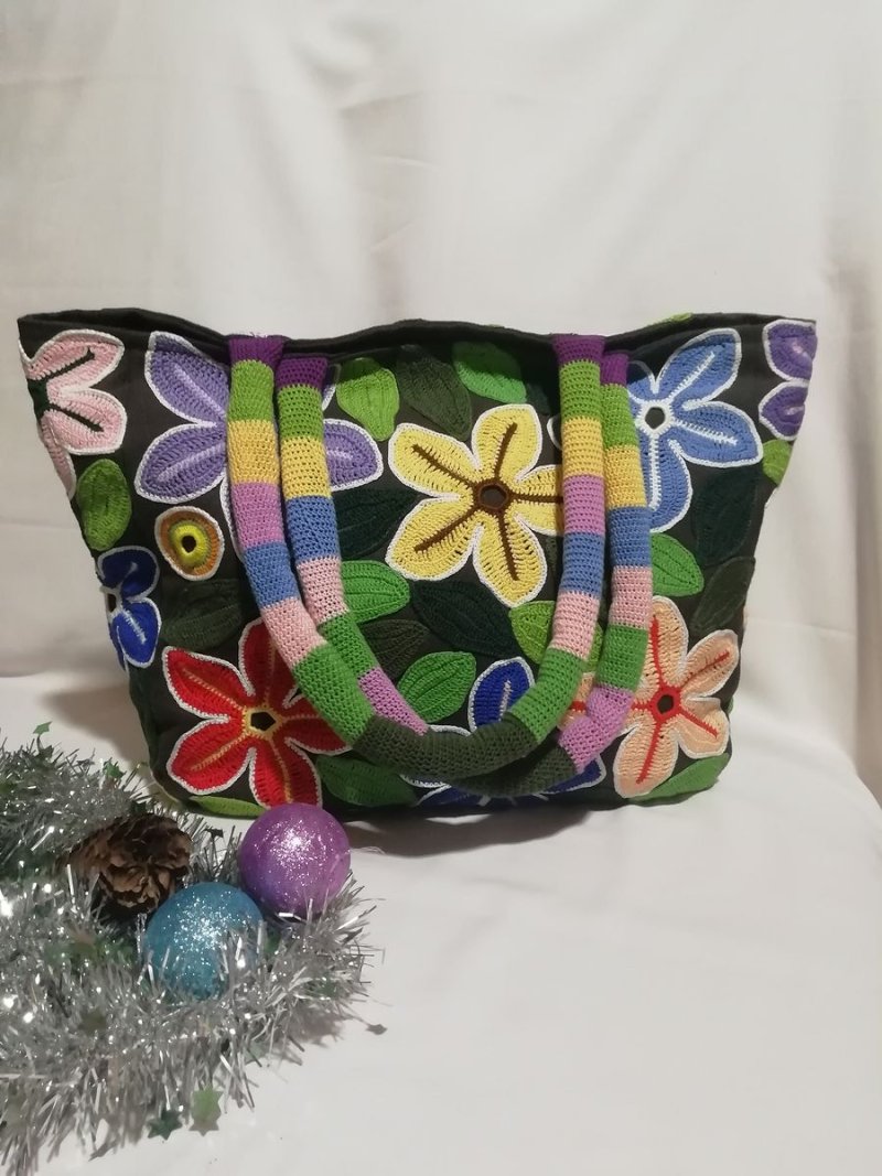 Unique hand bag 2, Handicraft Svitac Studio