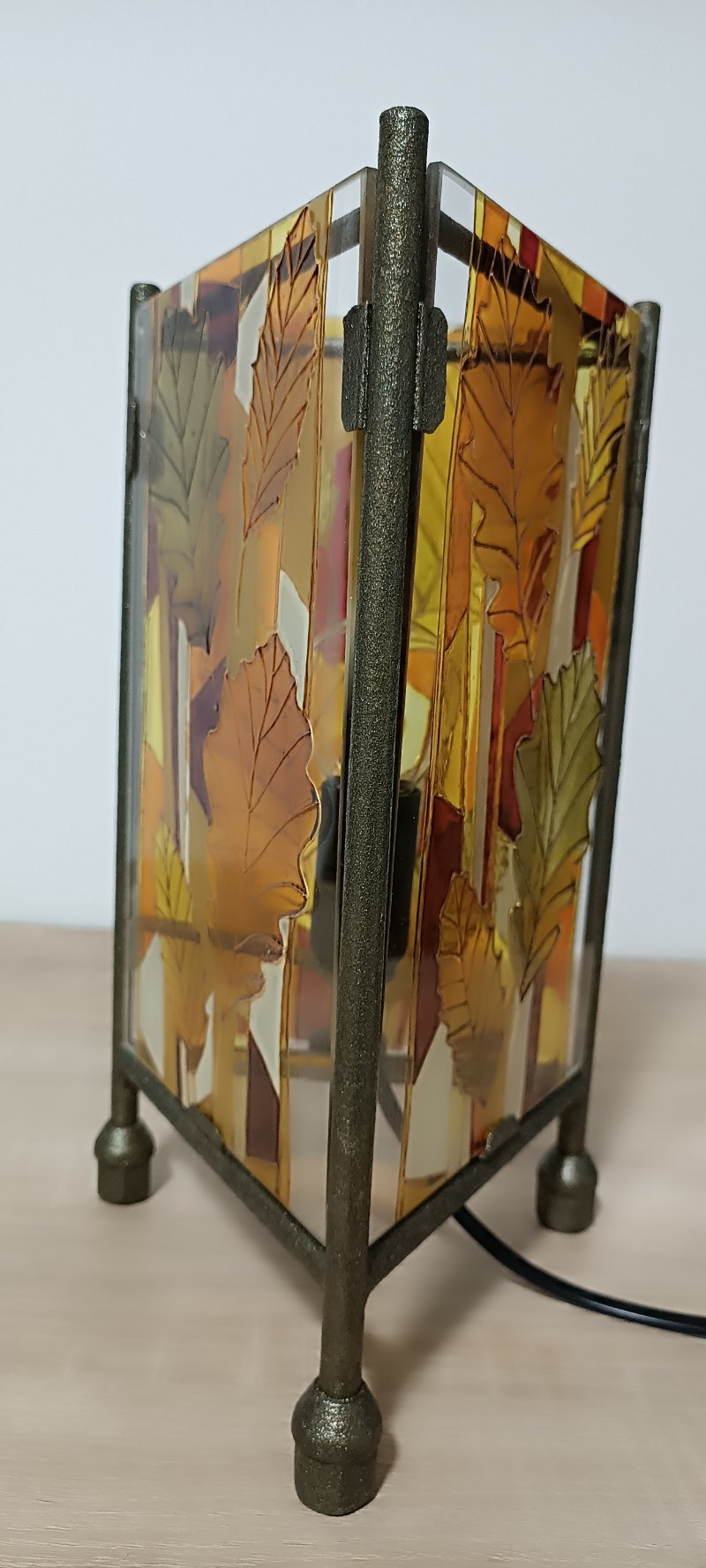 lamp leaves, Handicraft Jelena Ajduković