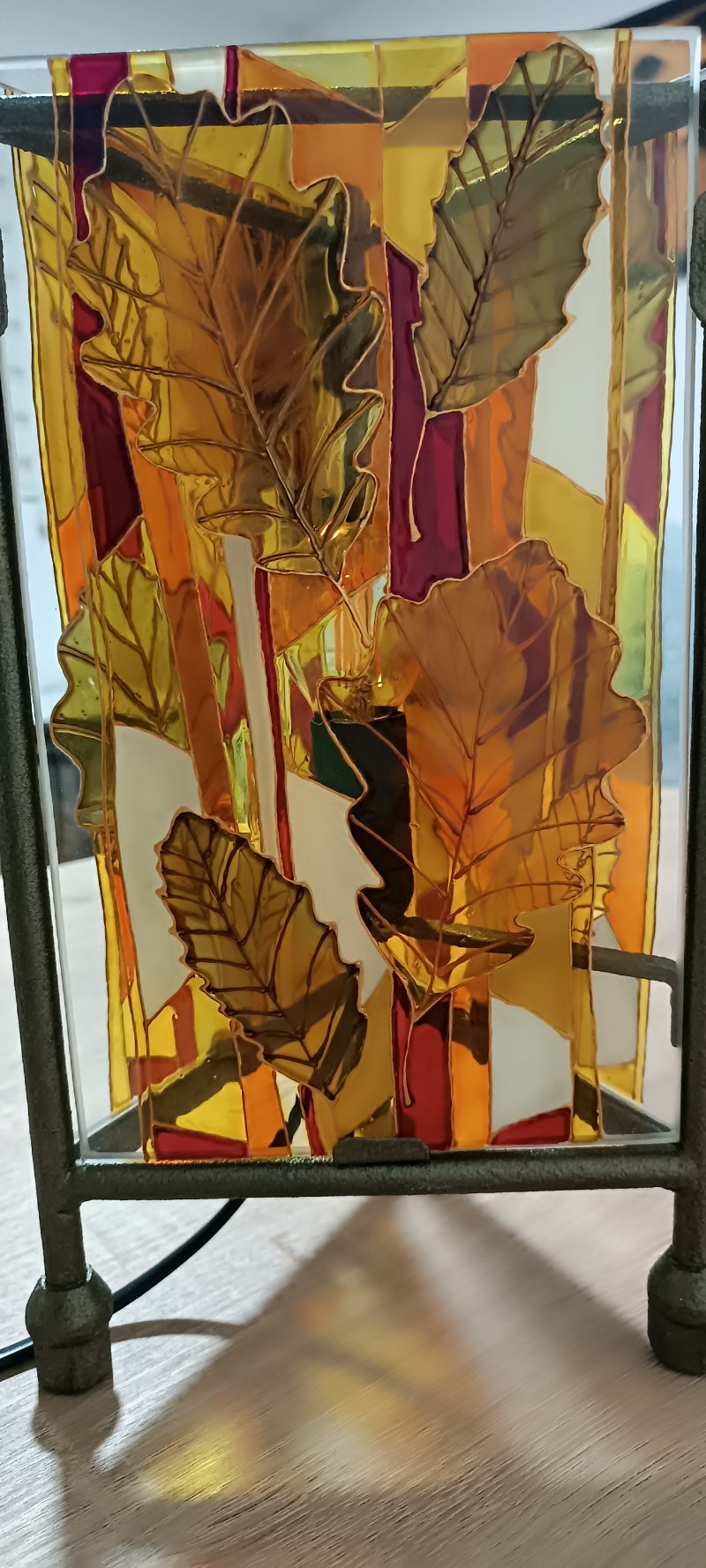 lamp leaves, Handicraft Jelena Ajduković