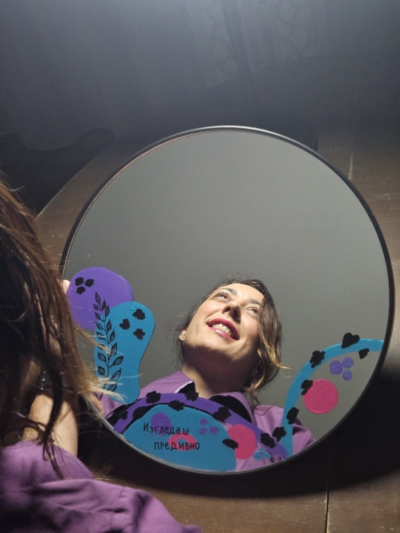 Unique mirror, Handicraft Mazek design
