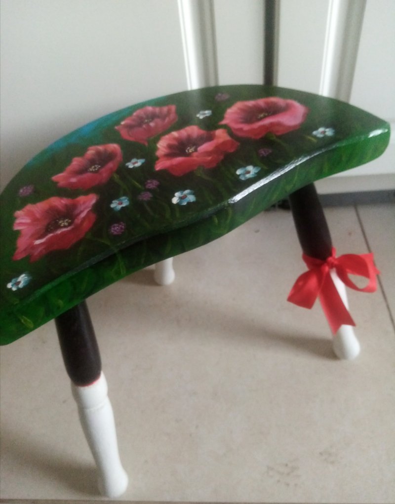 Bench tripod Poppies, Handicraft Nadja