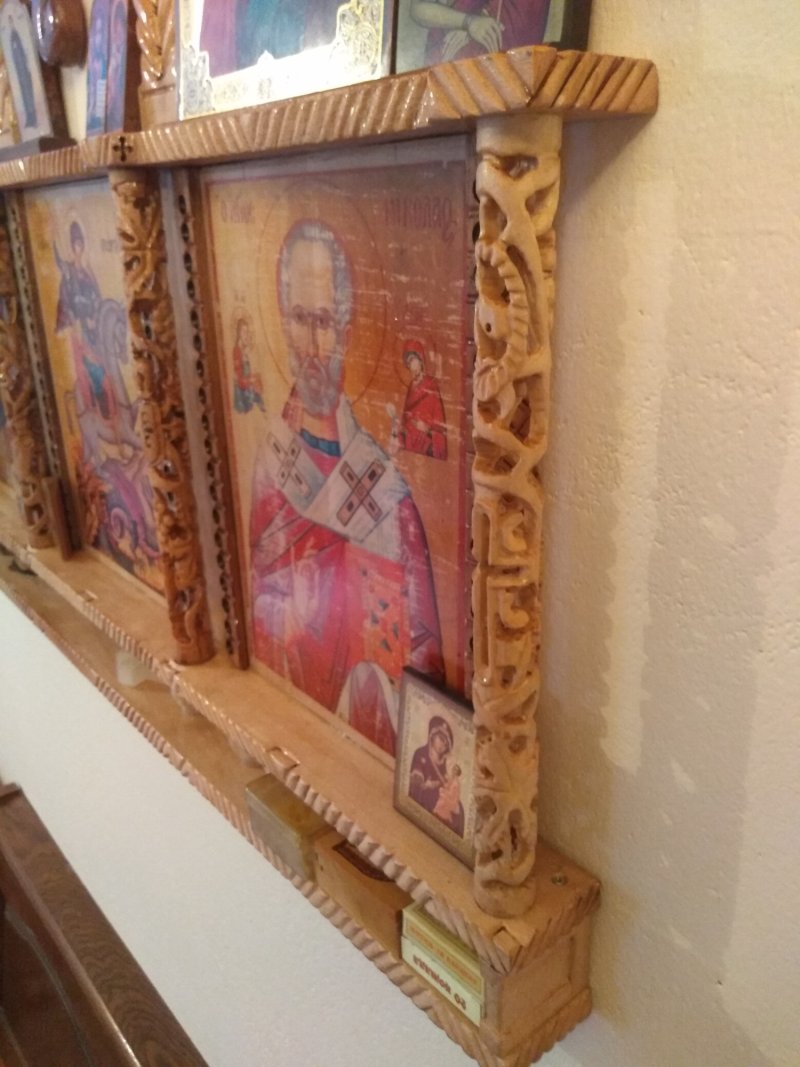 Wall triptych of icons, Carving Sasa Antic
