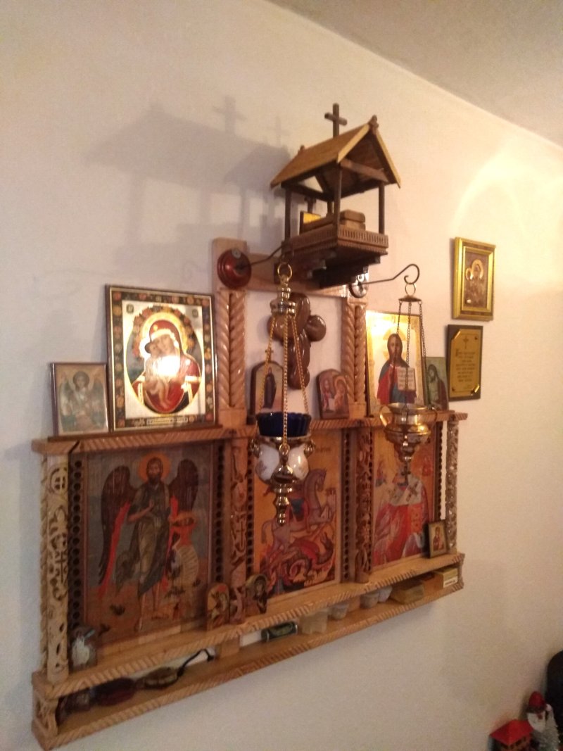 Wall triptych of icons, Carving Sasa Antic