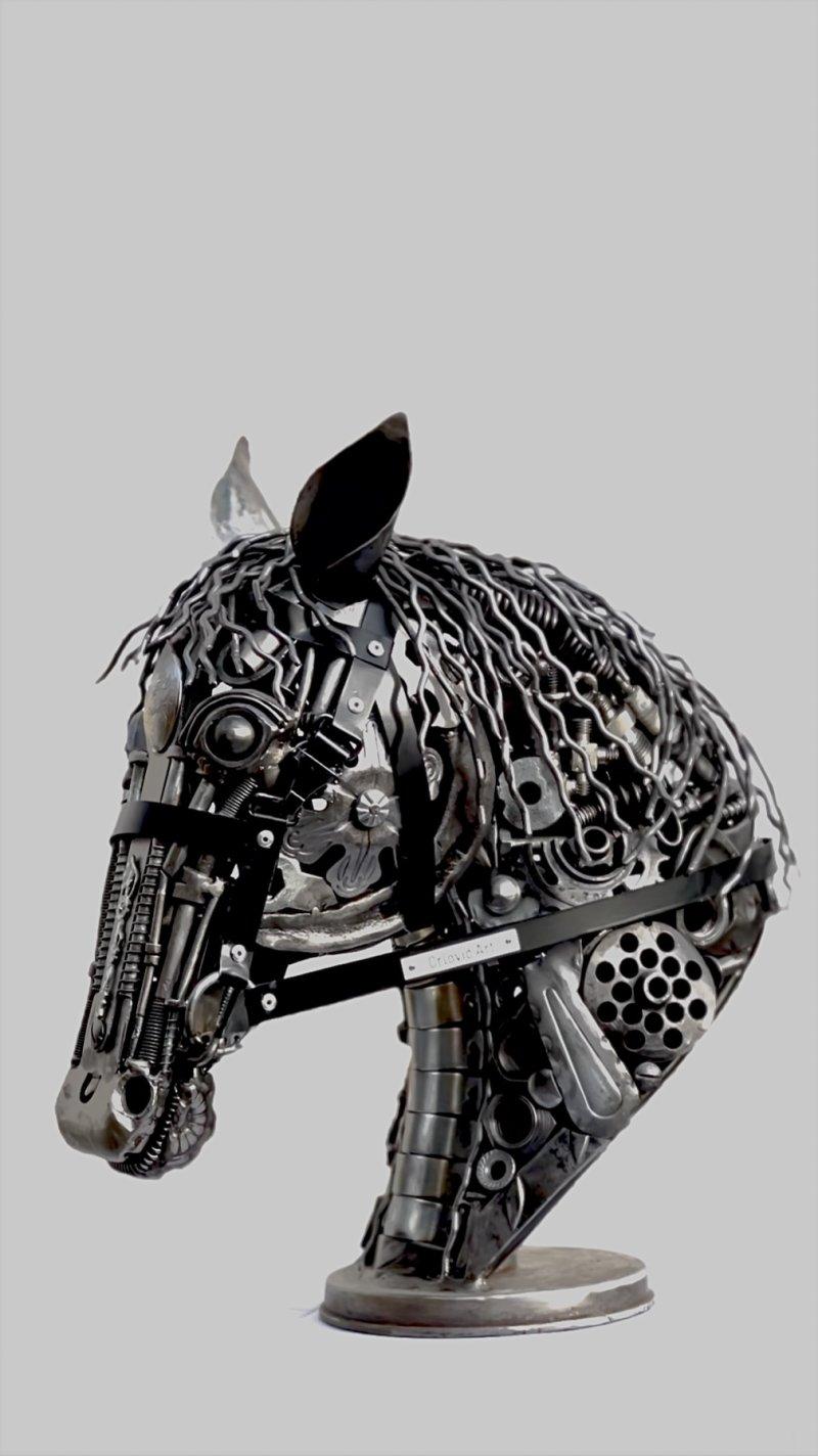 Black Beauty, Sculpture Slobodan Orlović