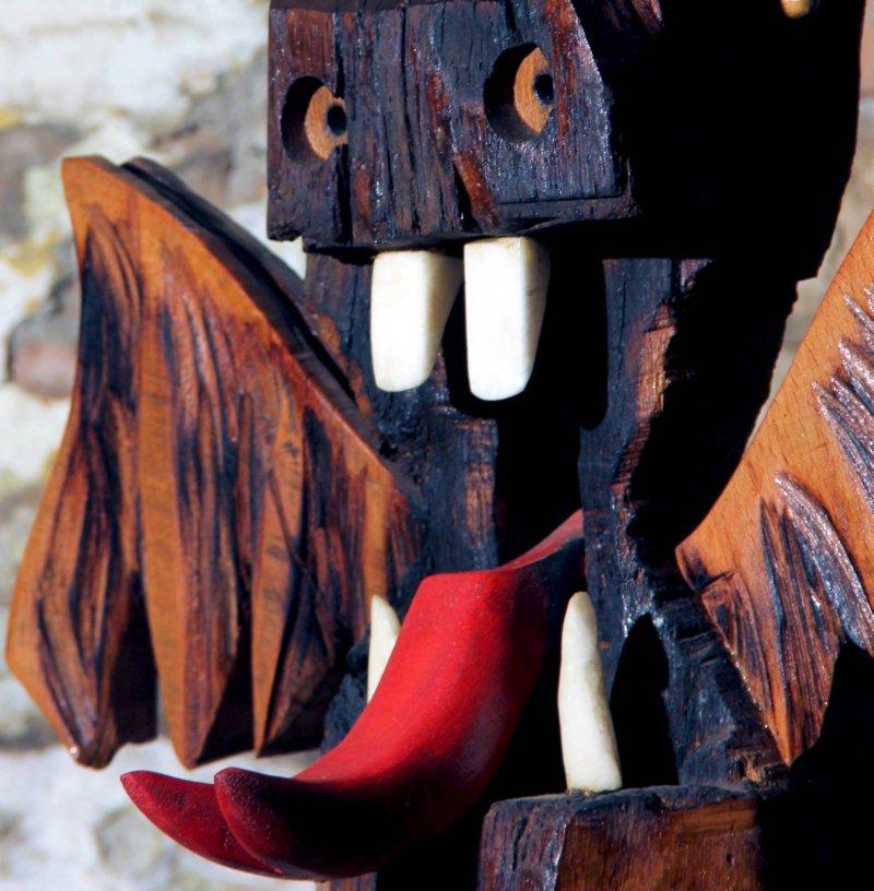 Vampirska veverica, Skulptura Vuk Maksimović