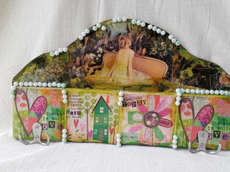 Decoupage wooden wall decoration with beads, Handicraft Maja Živković