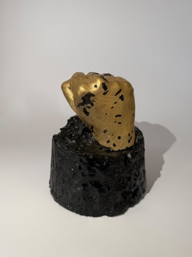 DECISION, Sculpture KrisBoginja