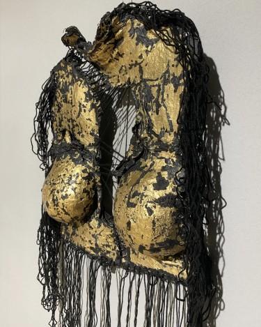 HOLD YOURSELF TOGETHER, Sculpture KrisBoginja