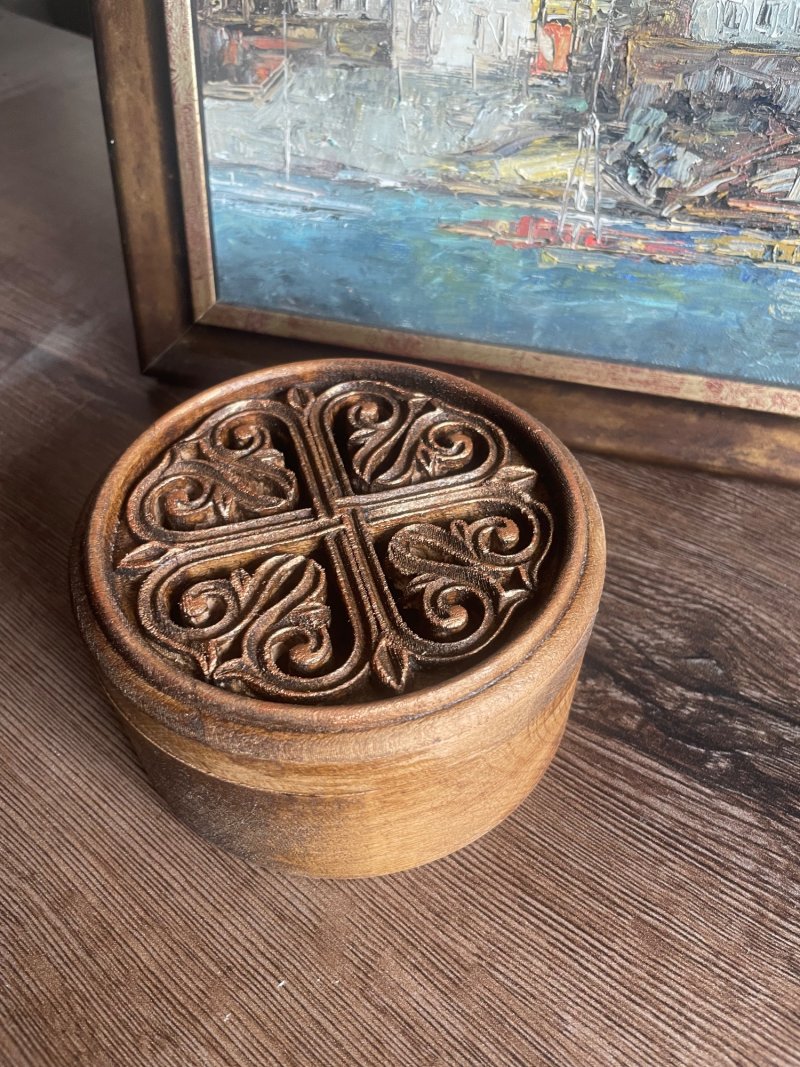 Decorative wooden box, Handicraft Marijana Djukic