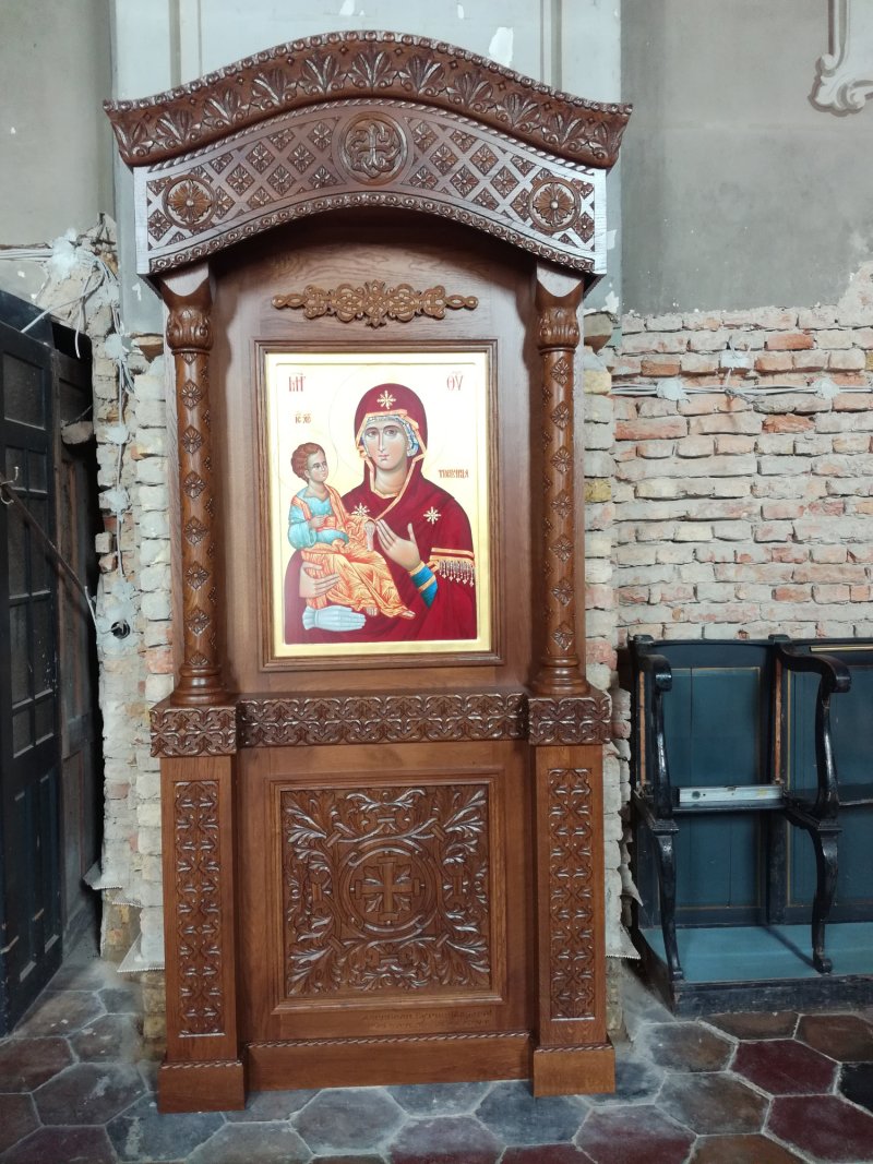 icon throne, Carving Sasa Kolbas
