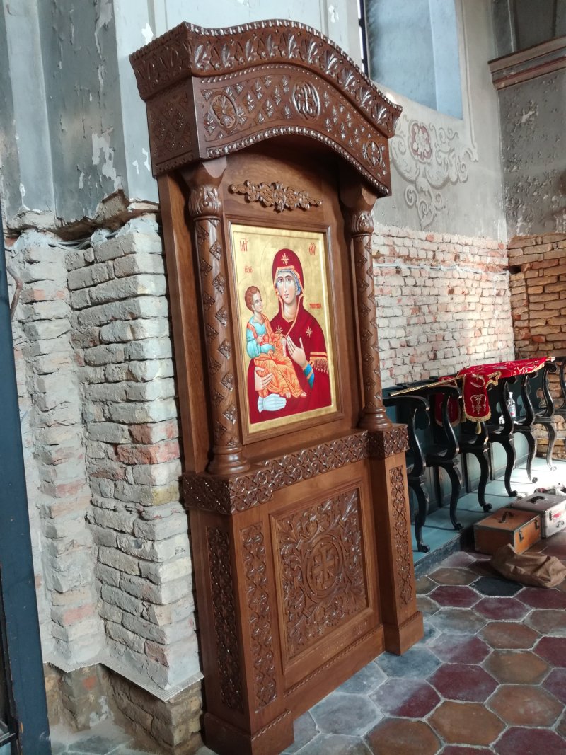icon throne, Carving Sasa Kolbas