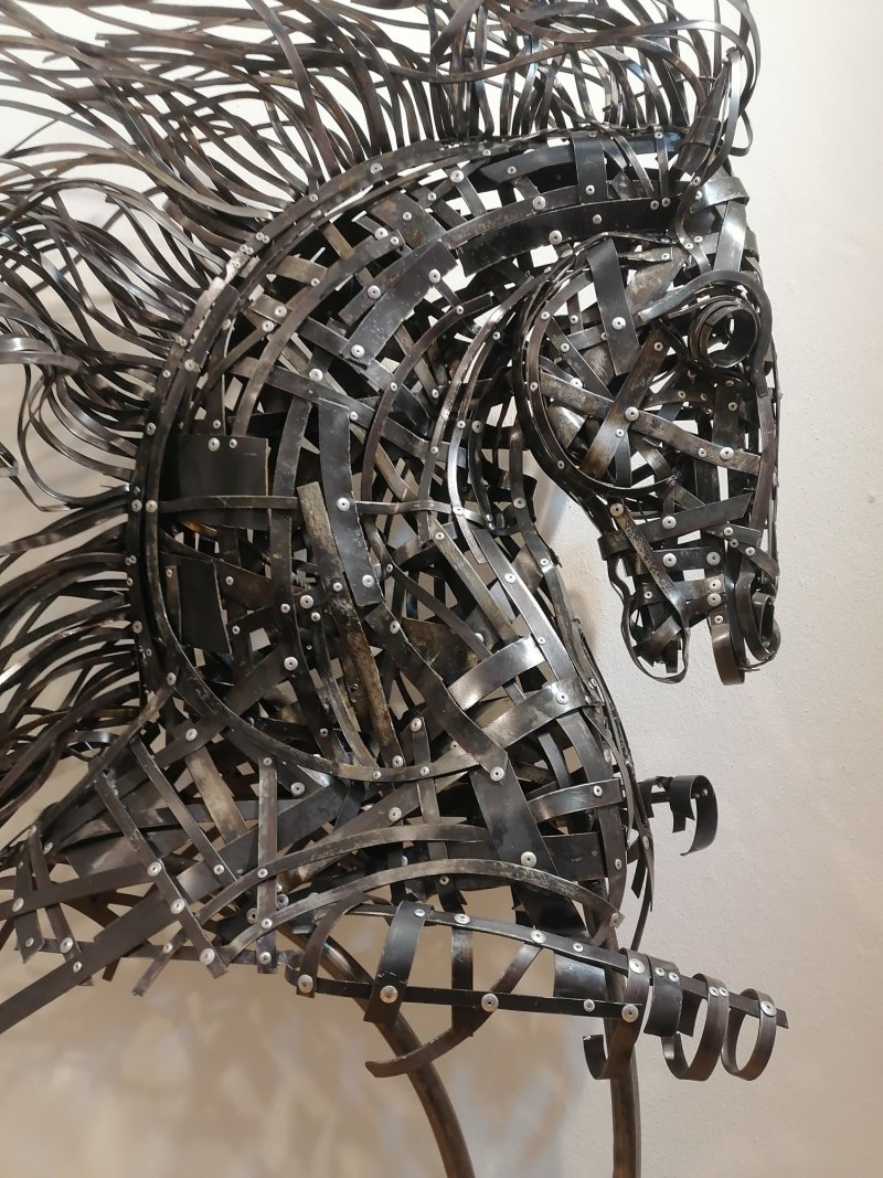 Trotting Horse, Sculpture Z&amp;Z galerija