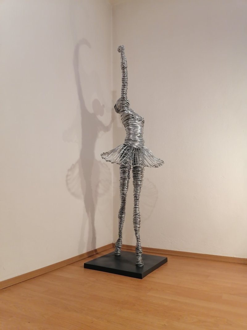Balerina, Sculpture Z&amp;Z galerija