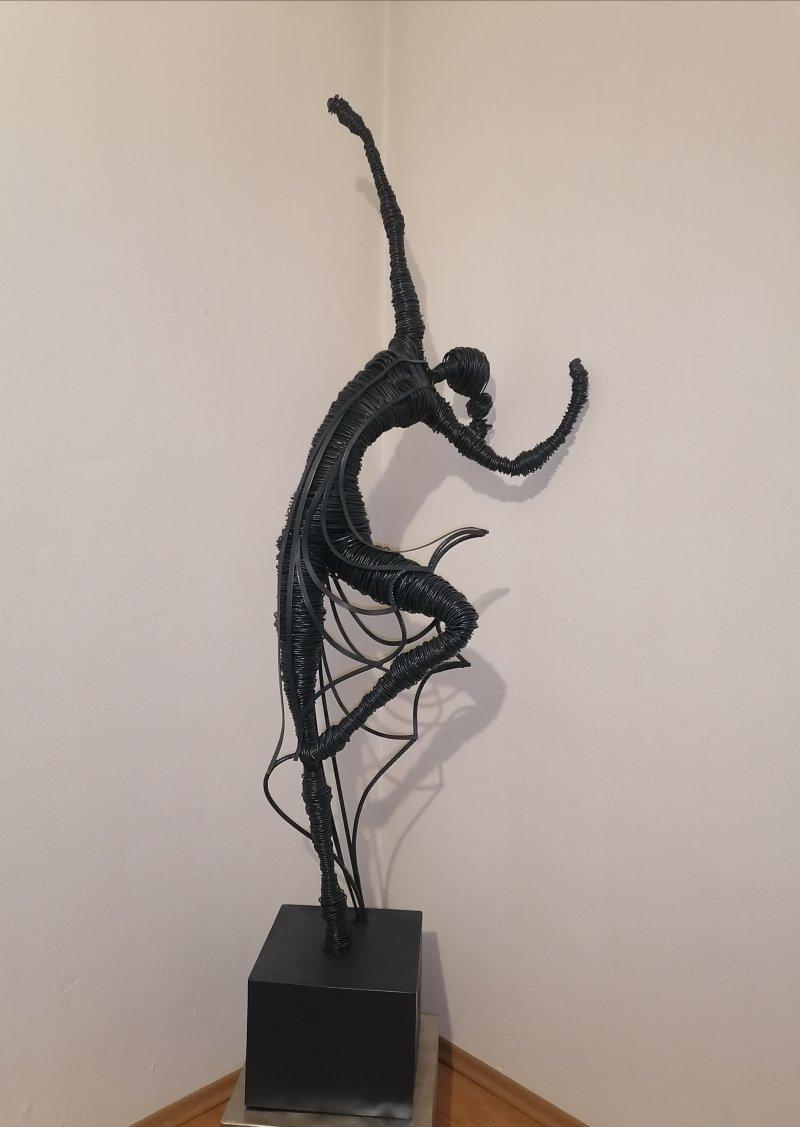 Balerinin zanos, Sculpture Z&amp;Z galerija